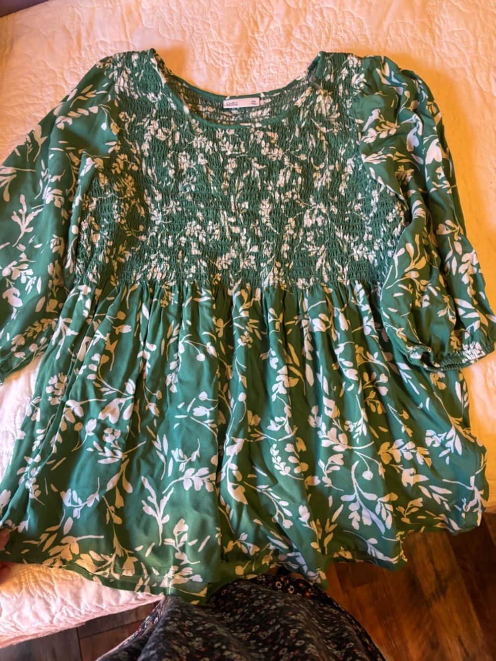 croft & barrow Green Floral Smocked Peasant Tunic